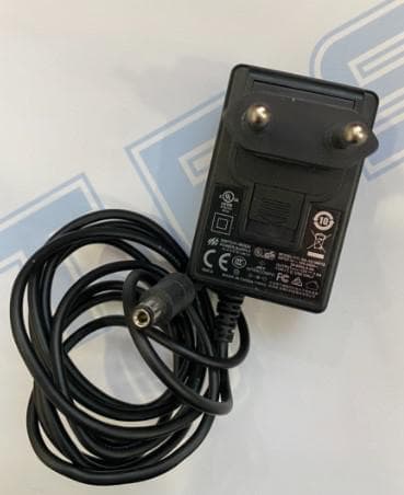 Củ sạc cân điện tử M120100-A010JP - Image 1