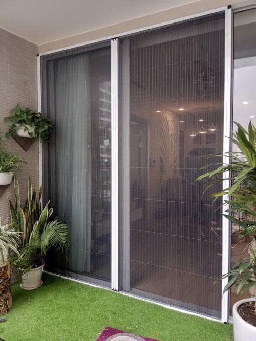 Cửa lưới chống côn trùng dạng xếp - Image 1