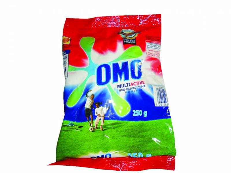Bột giặt OMO 770g - Image 1
