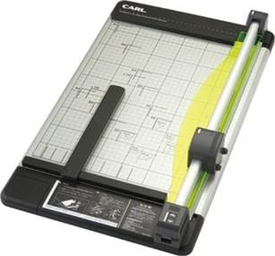 Bàn cắt giấy Carl DC230 - Image 1